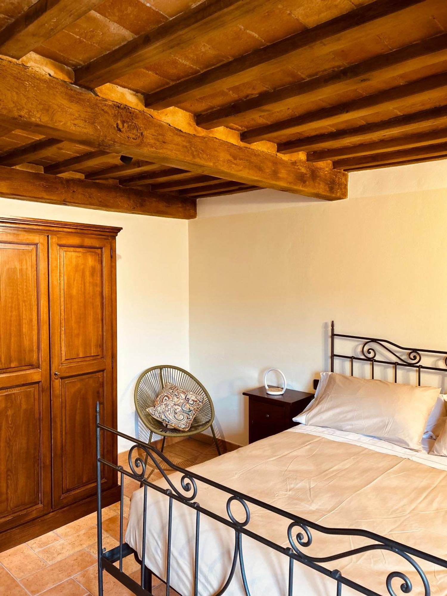 Locale Guest House بييترالونجا المظهر الخارجي الصورة