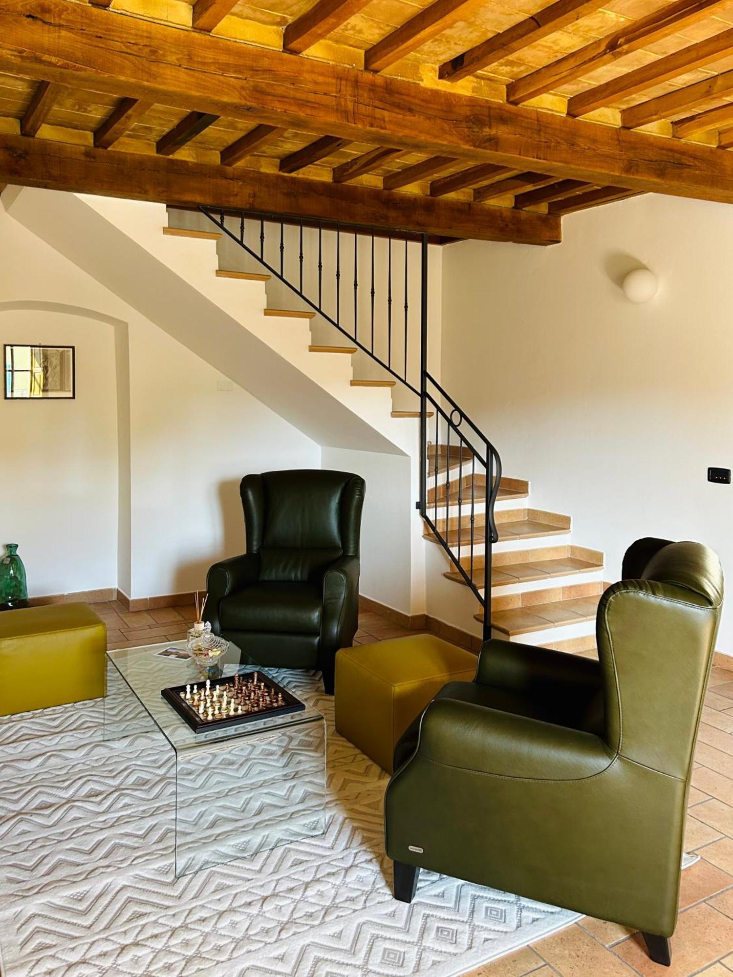 Locale Guest House بييترالونجا المظهر الخارجي الصورة